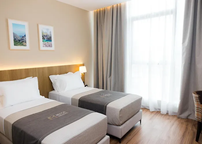 Mece 3* Tirana